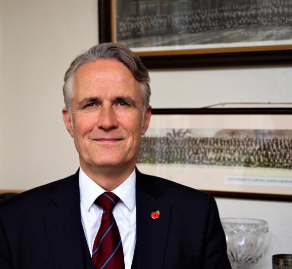 Mr Russell Bowen